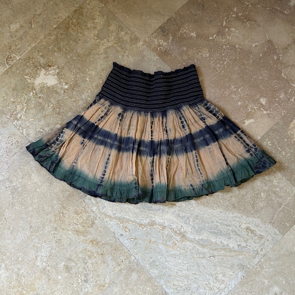 Magazine Tie Dye mini skirt, Size M